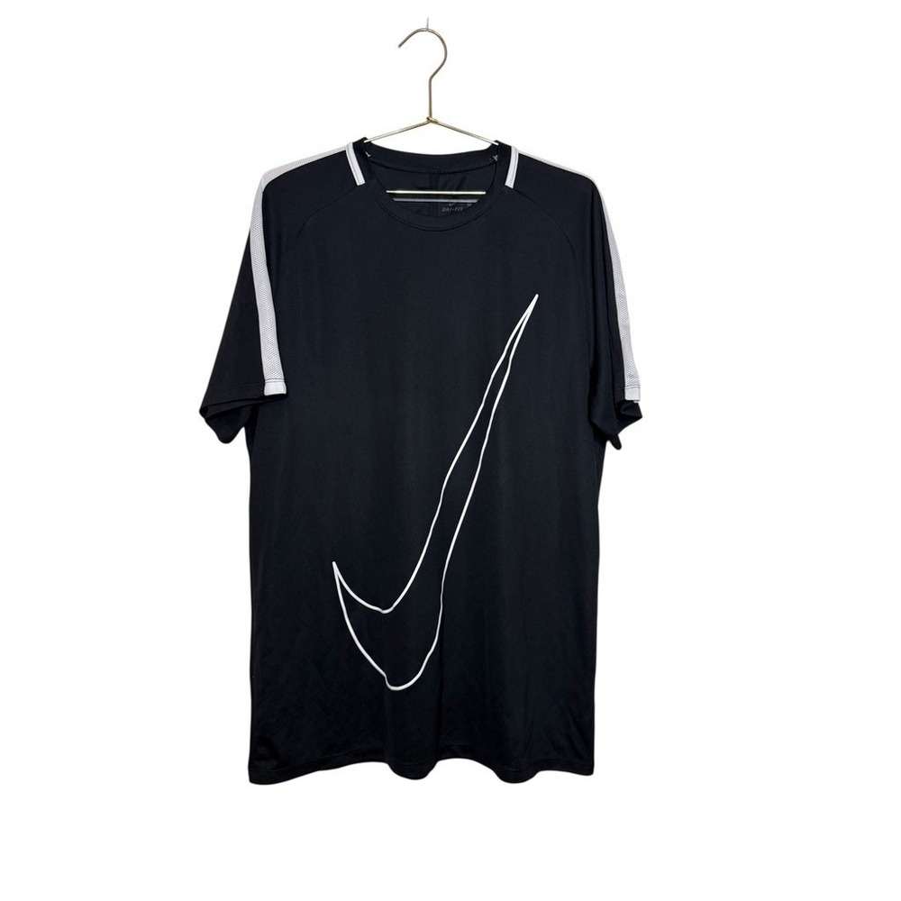 Nike Dri Fit Men Large Black Swoosh Athletic T Shirt‎ Tee XL Athletic Gym